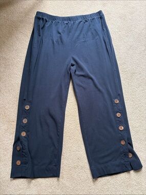 Soft Surroundings Navy Pull-On Button Hem Pants
